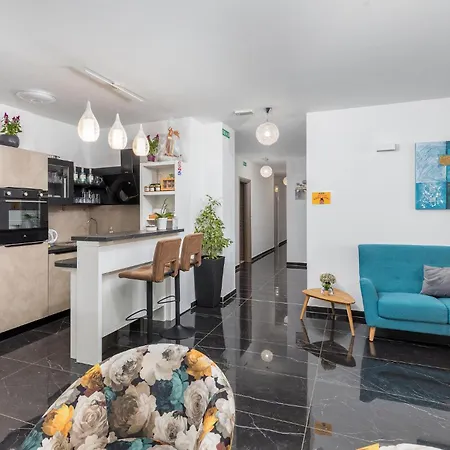 アパート Beautiful In With Wifi プーラ